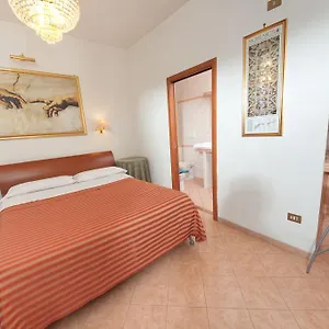  Appartement Oliveri Viale Marconi Italie